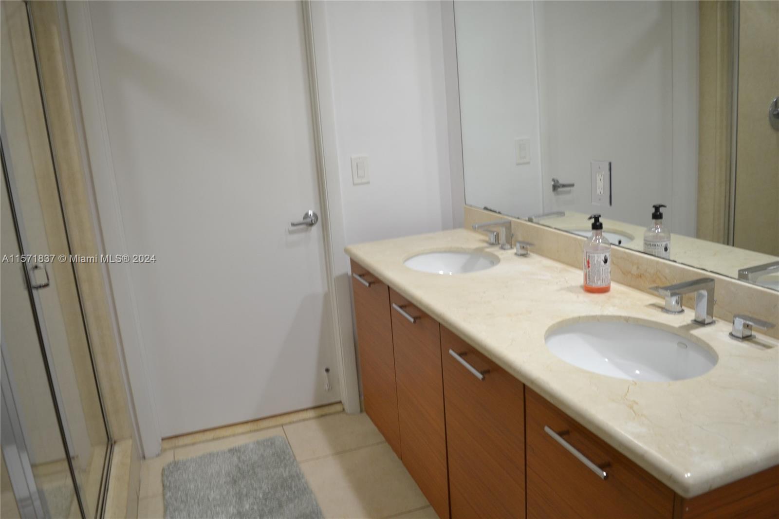 50 Biscayne Blvd # 1408