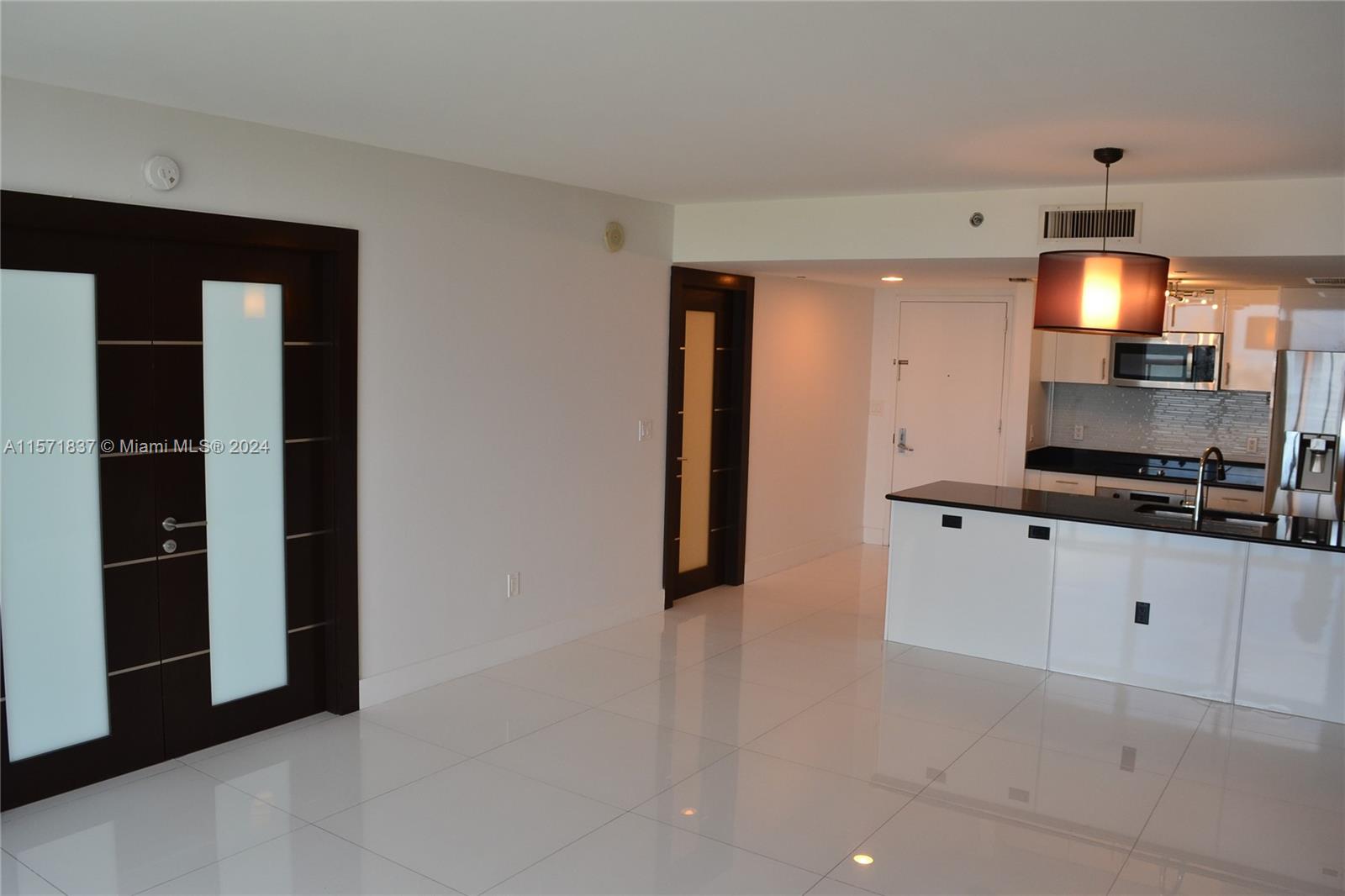 50 Biscayne Blvd # 1408