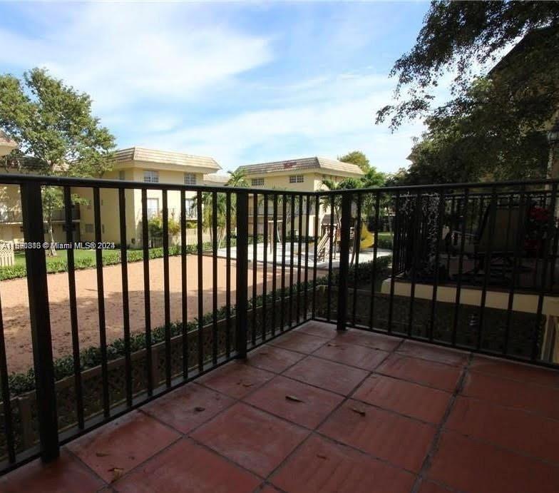 8650 SW 109th Ave # 214 Unit: 3-214