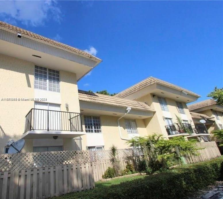 8650 SW 109th Ave # 214 Unit: 3-214