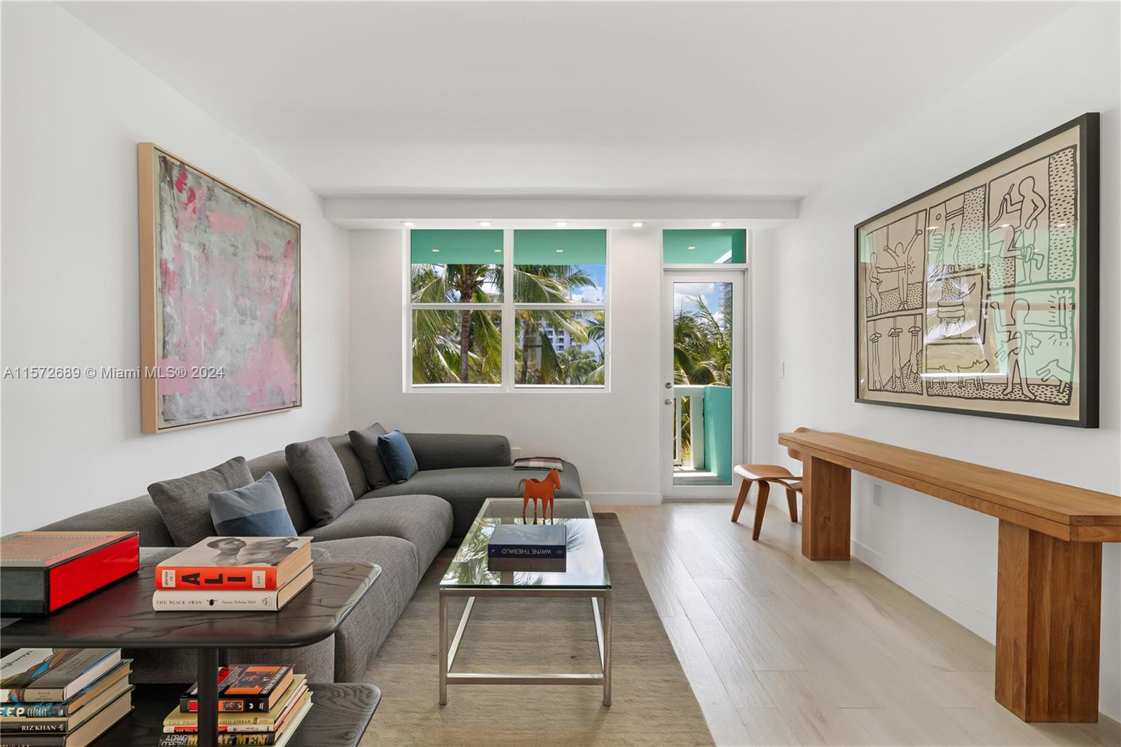 301 Ocean Dr # 303