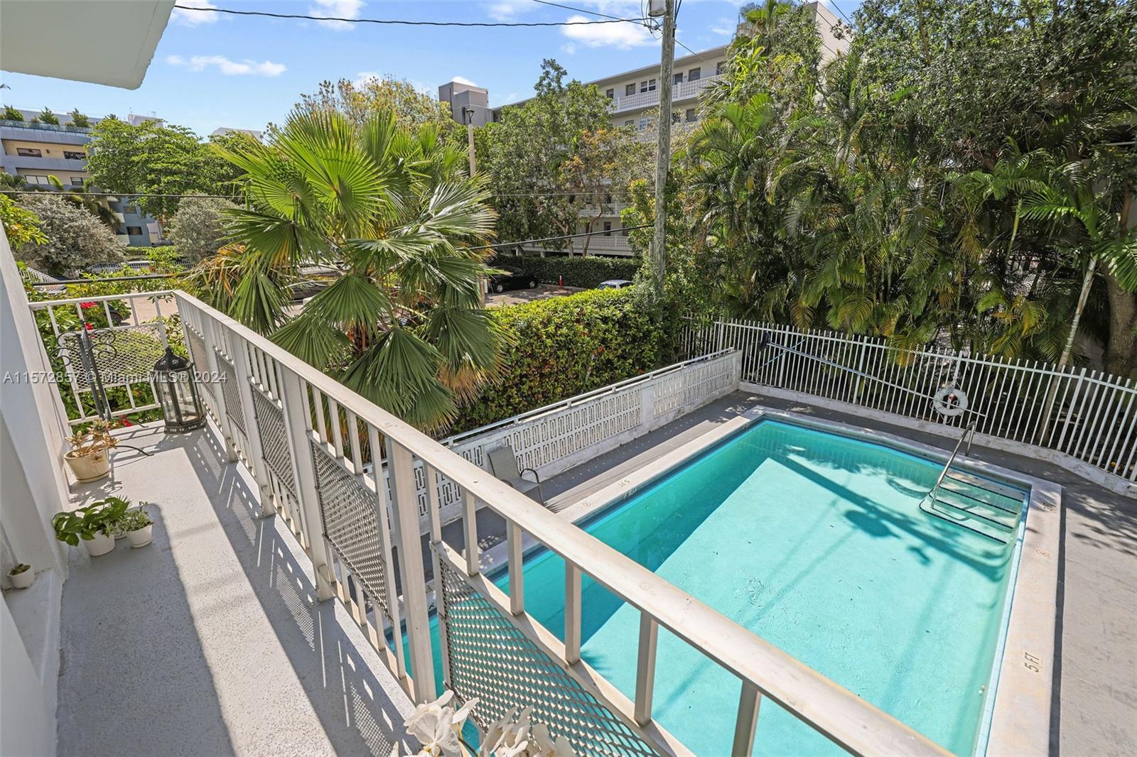 1340 Lincoln Rd # 209