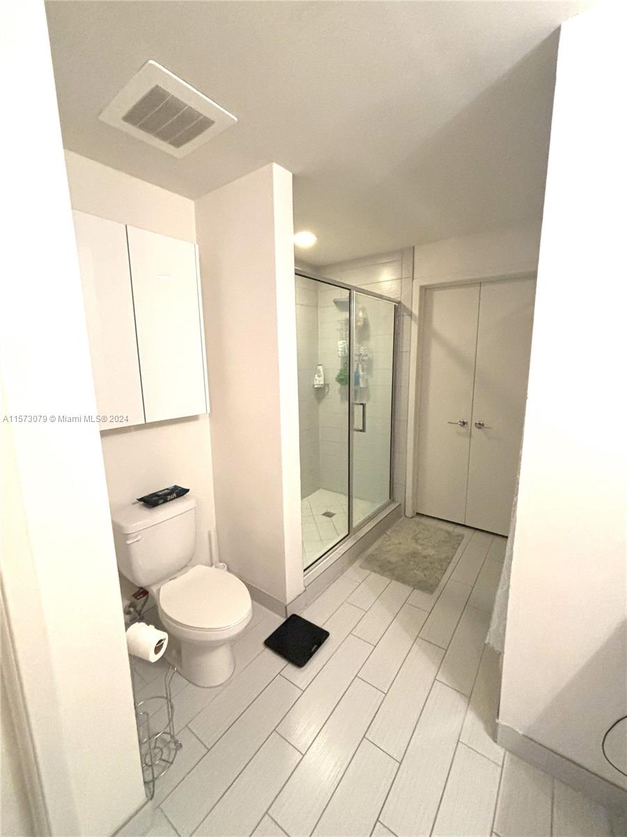 999 SW 1st Ave # 2515
