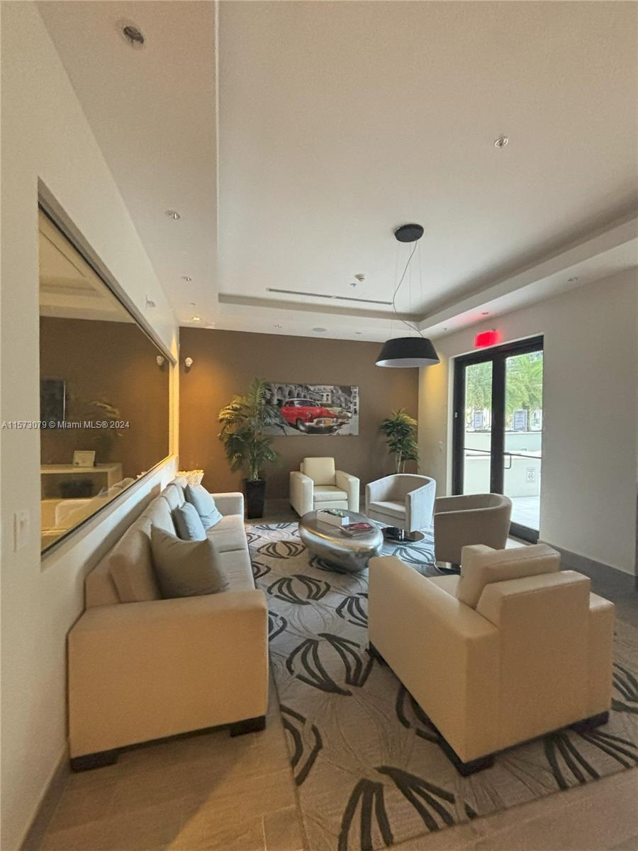 999 SW 1st Ave # 2515