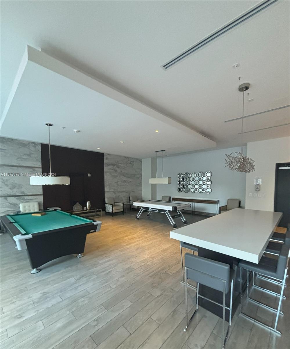 999 SW 1st Ave # 2515