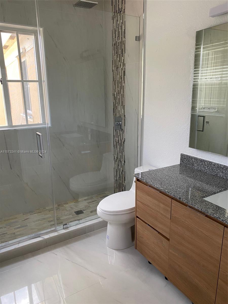 3930 SW 52nd Ave # D4