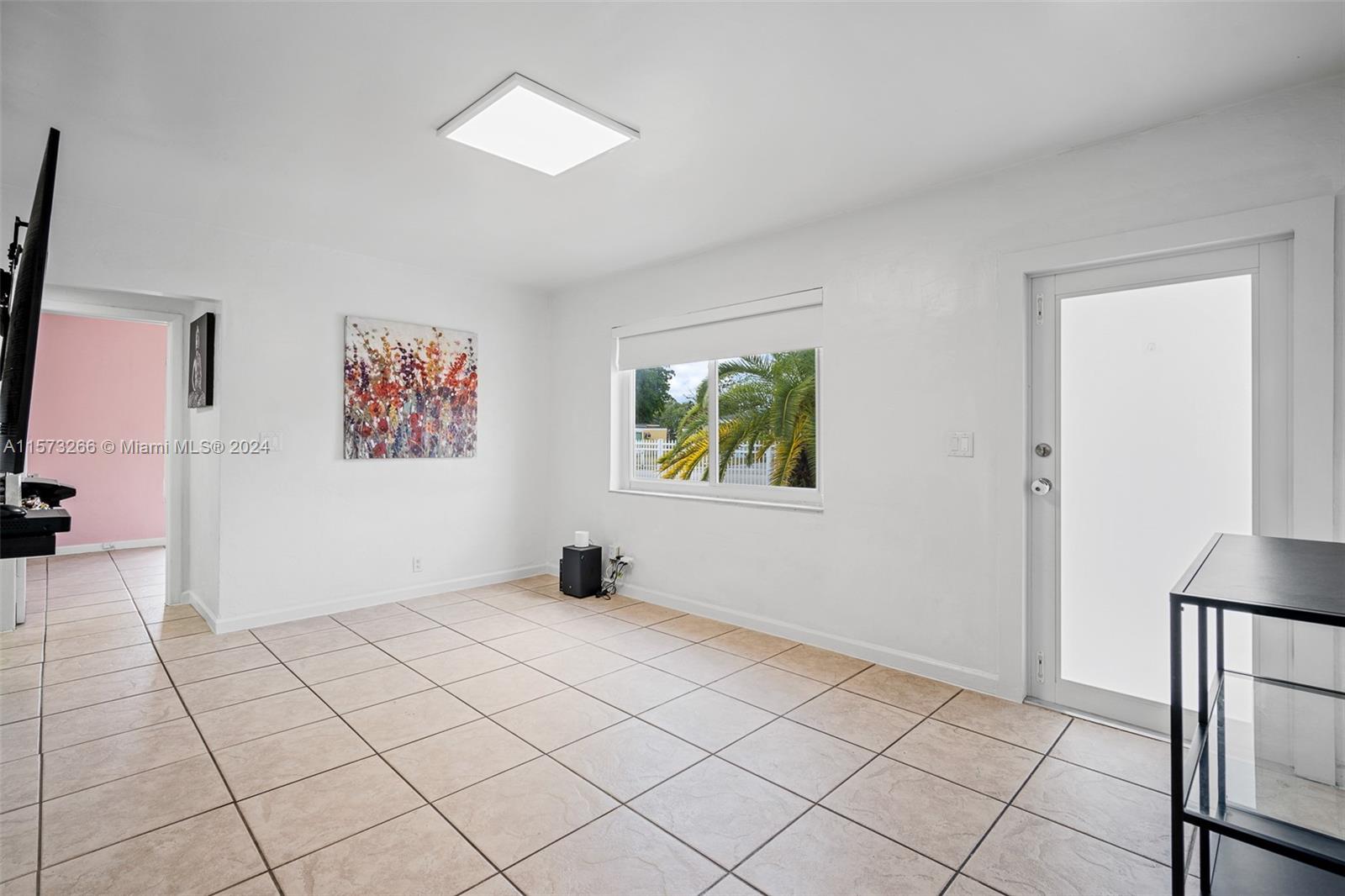 23 Miami Gardens Rd