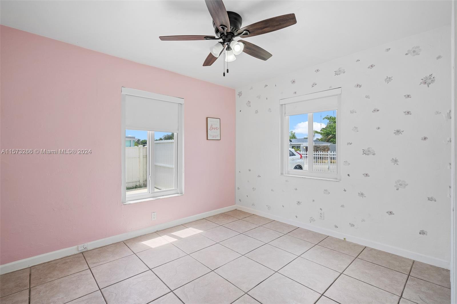 23 Miami Gardens Rd