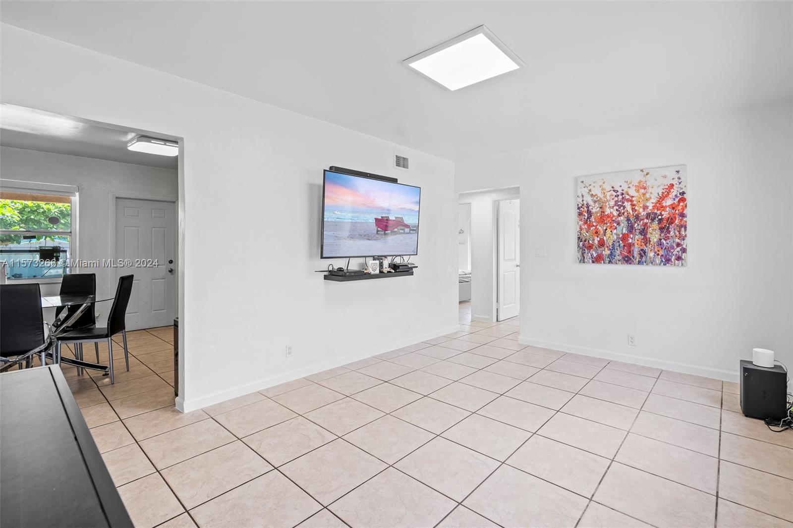 23 Miami Gardens Rd