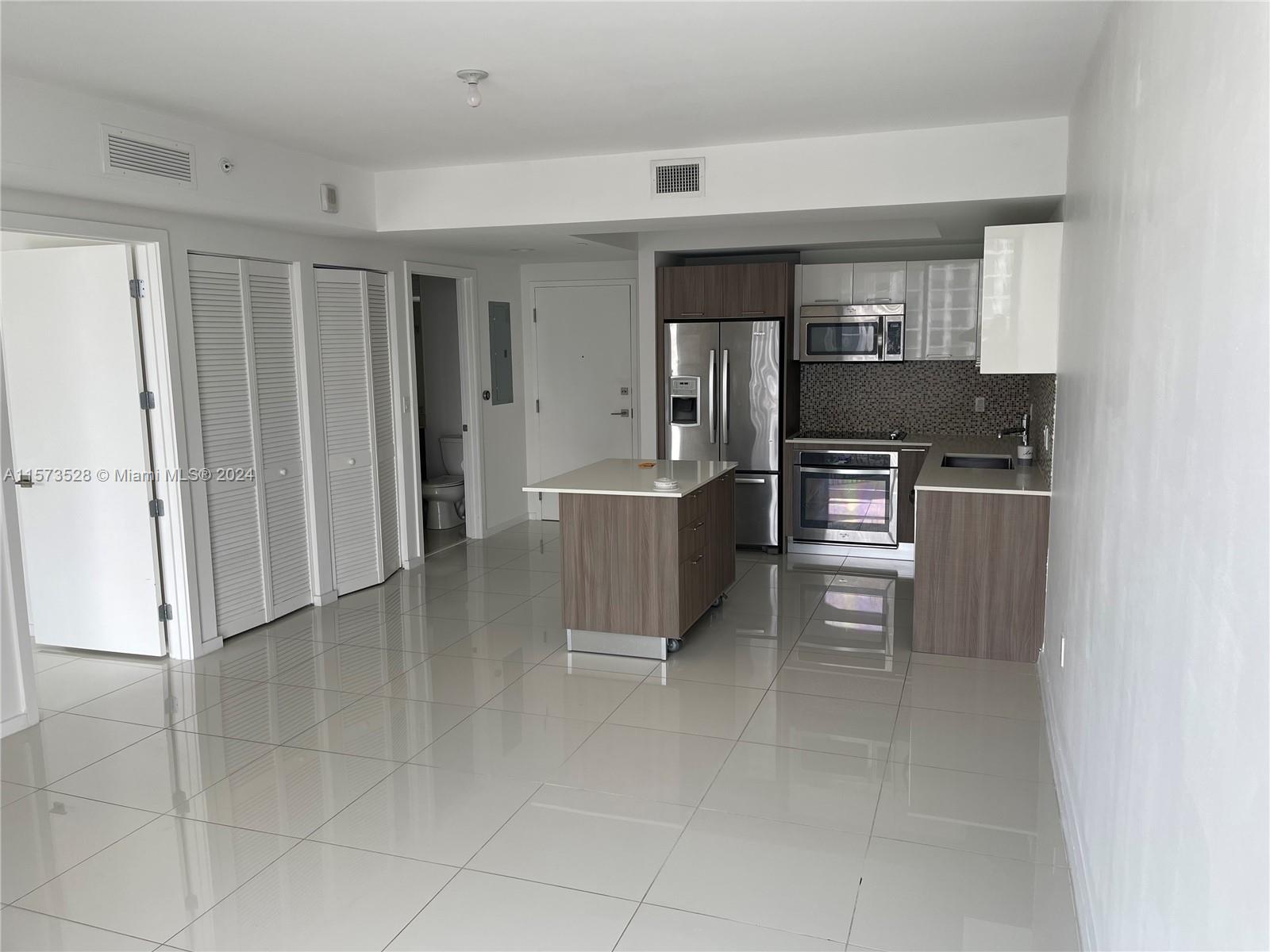 5300 Paseo Blvd # 1205