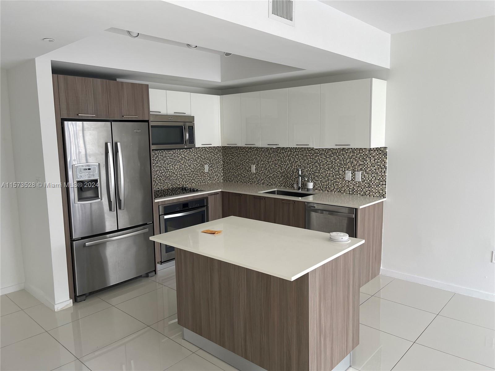 5300 Paseo Blvd # 1205