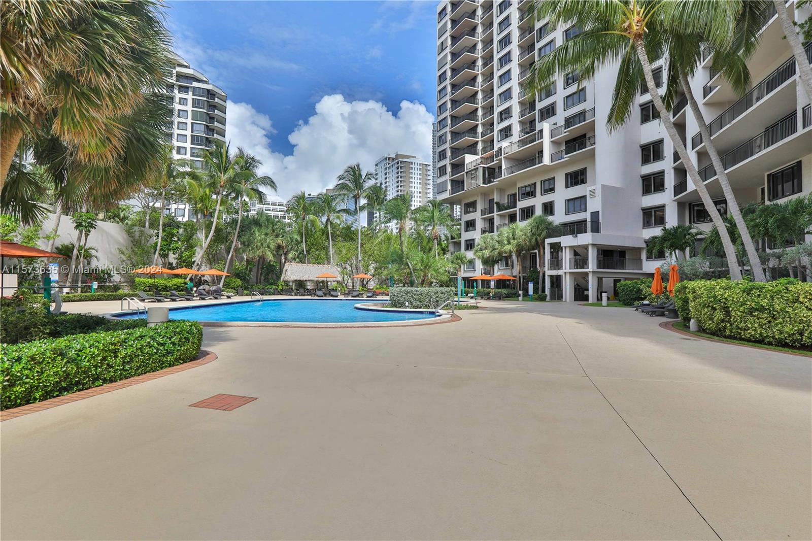 540 Brickell Key Dr # 702
