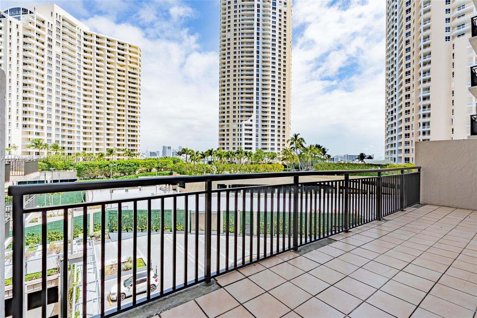 540 Brickell Key Dr # 702