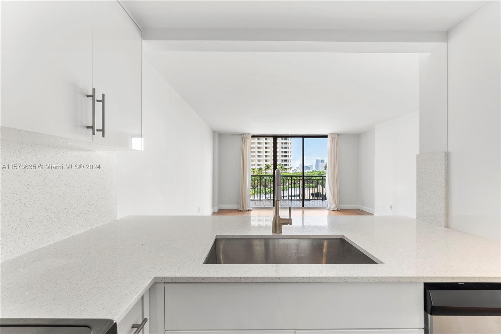 540 Brickell Key Dr # 702