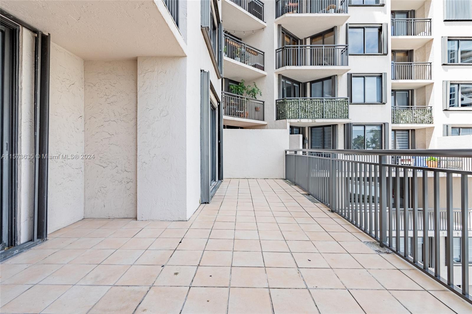 540 Brickell Key Dr # 702