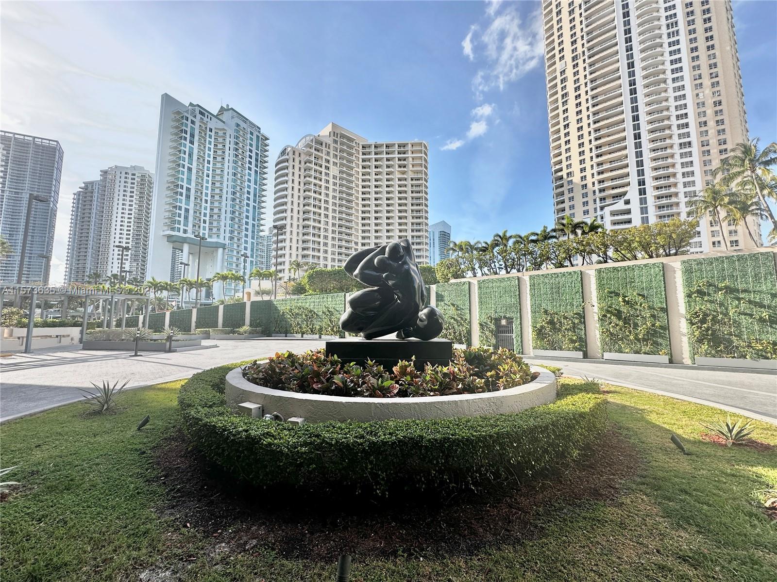 540 Brickell Key Dr # 702
