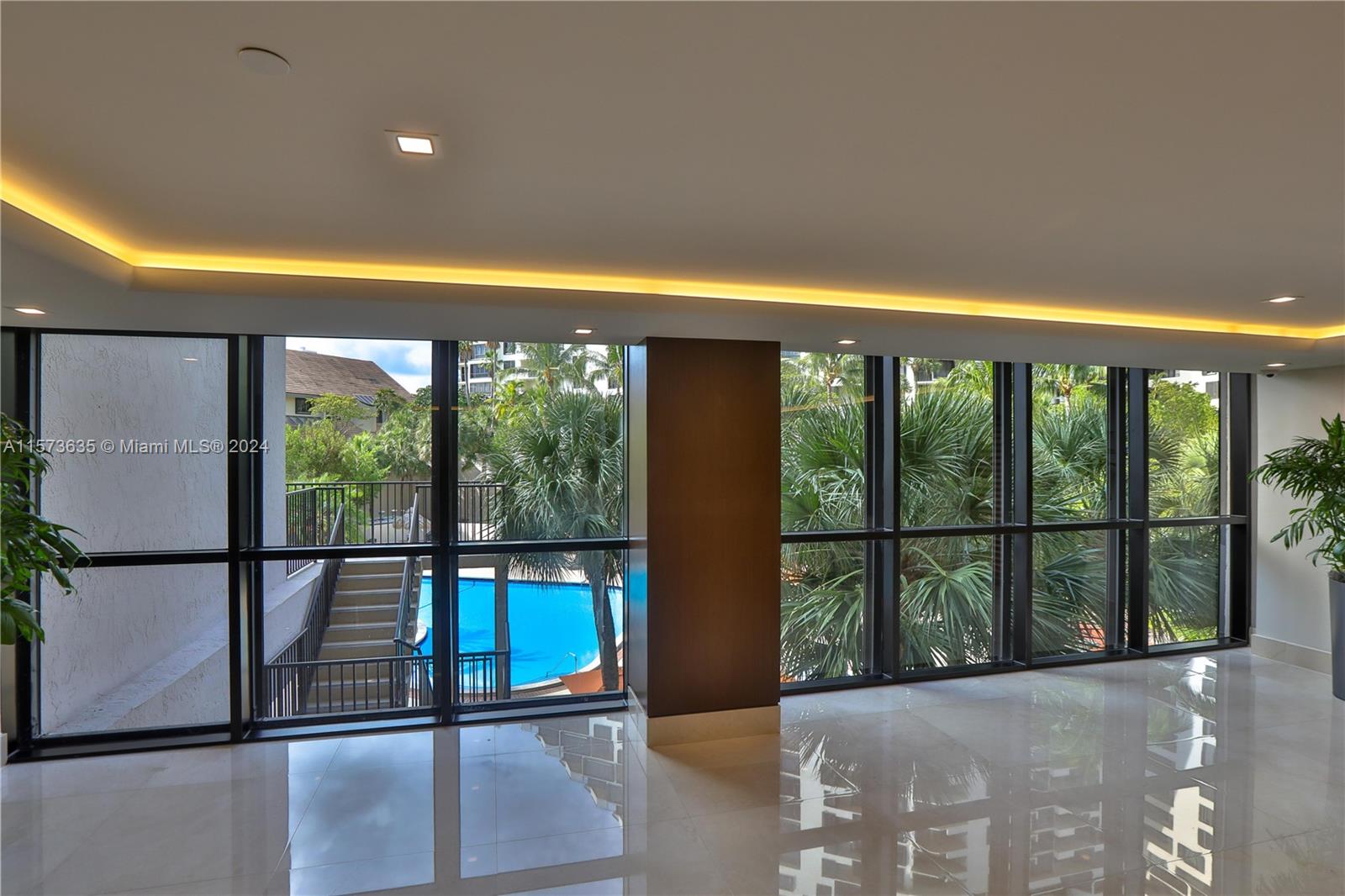 540 Brickell Key Dr # 702
