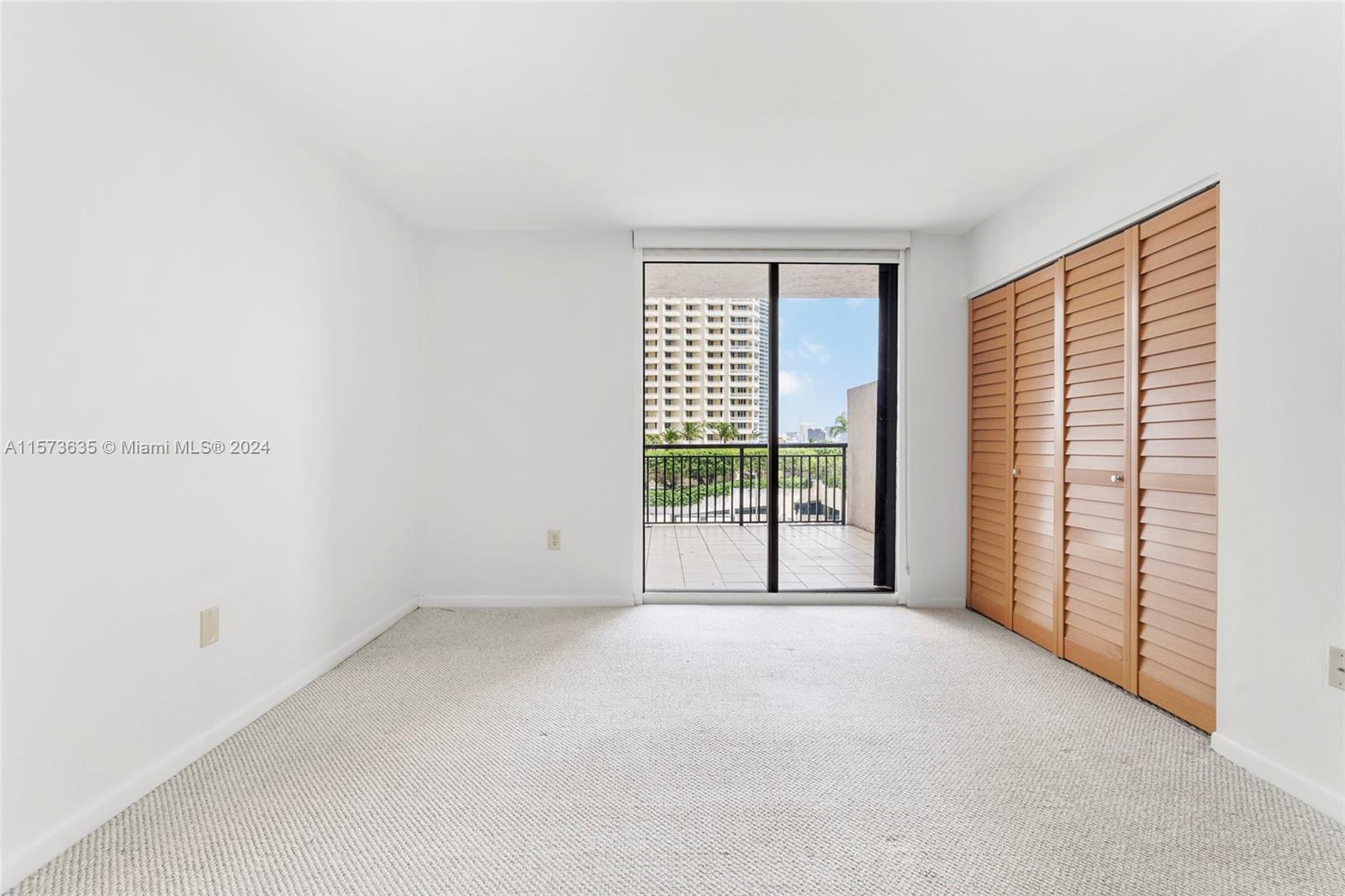 540 Brickell Key Dr # 702
