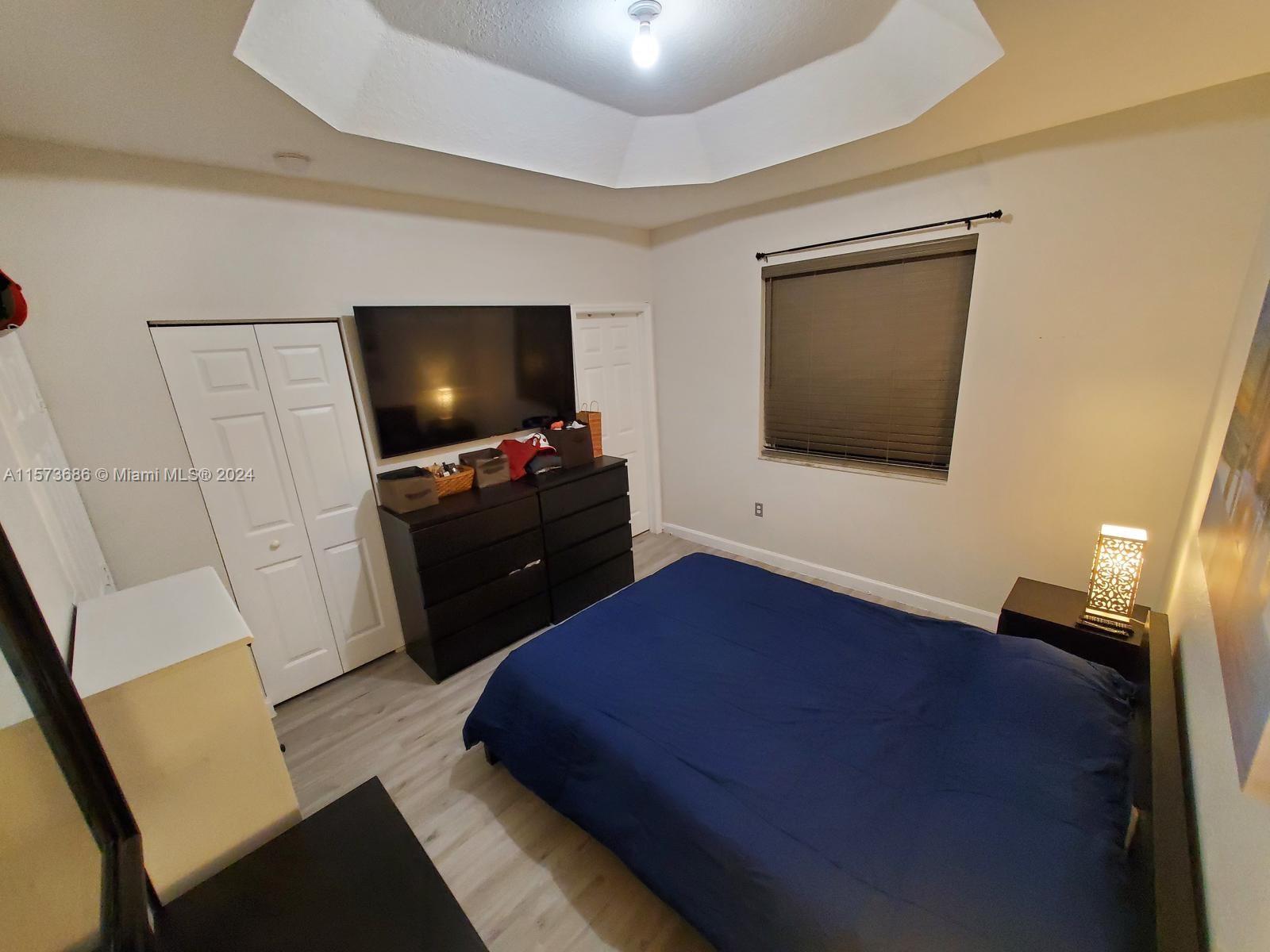 9145 SW 227th St # 5