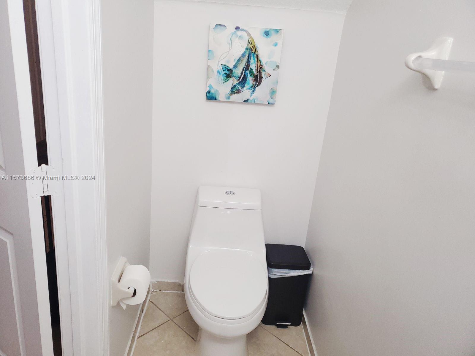 9145 SW 227th St # 5