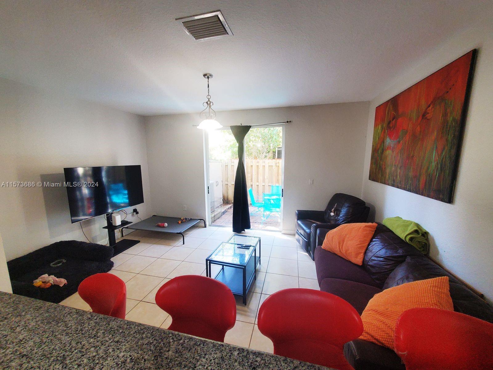 9145 SW 227th St # 5