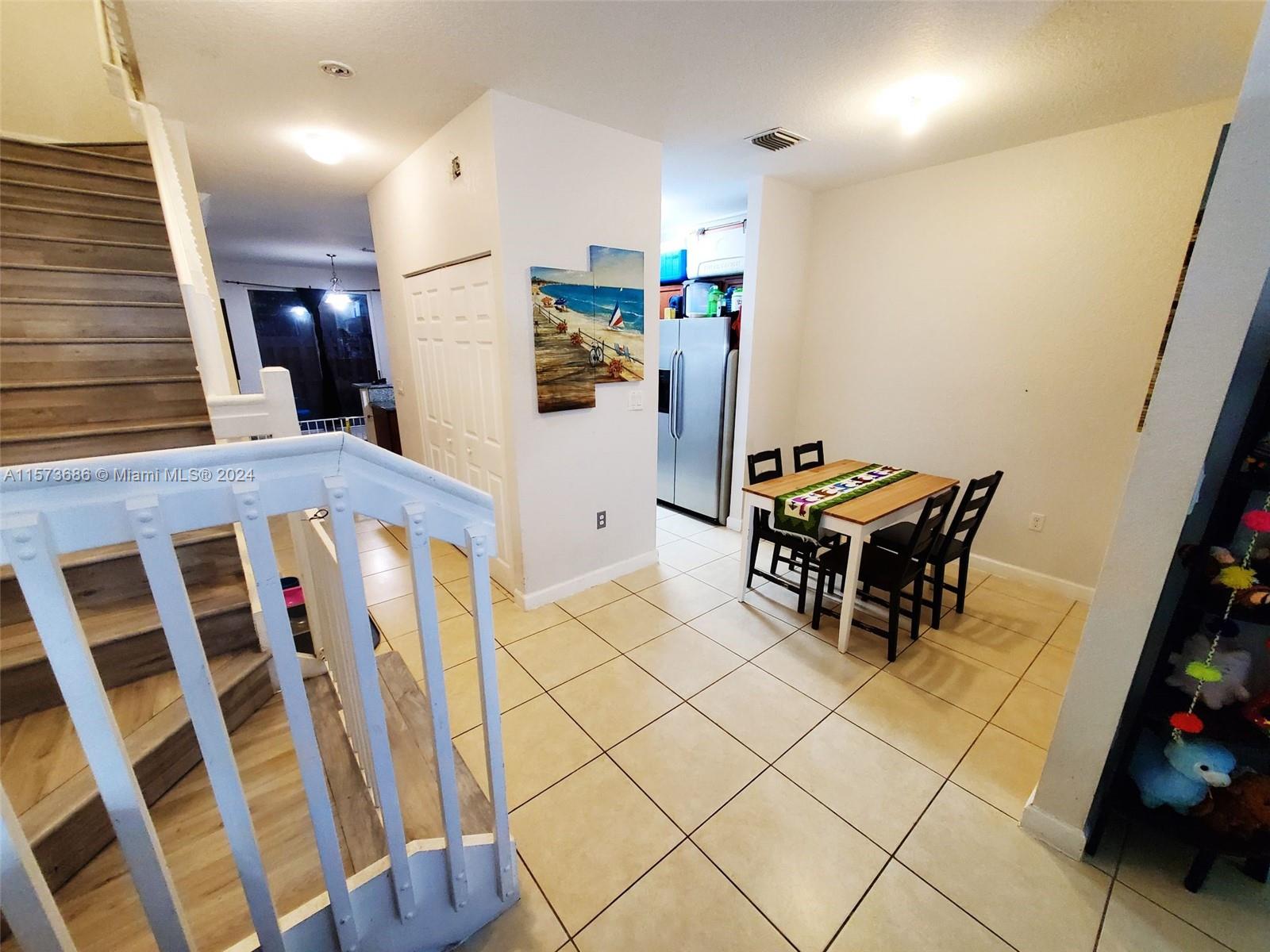 9145 SW 227th St # 5