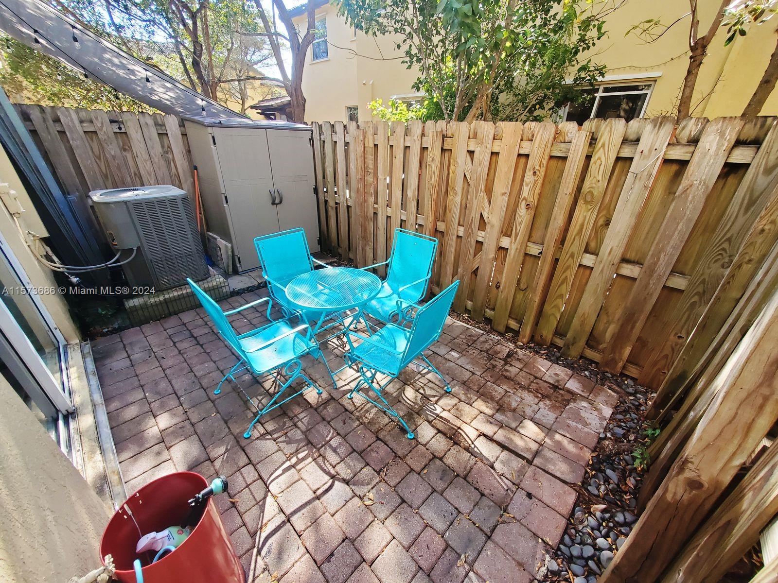 9145 SW 227th St # 5