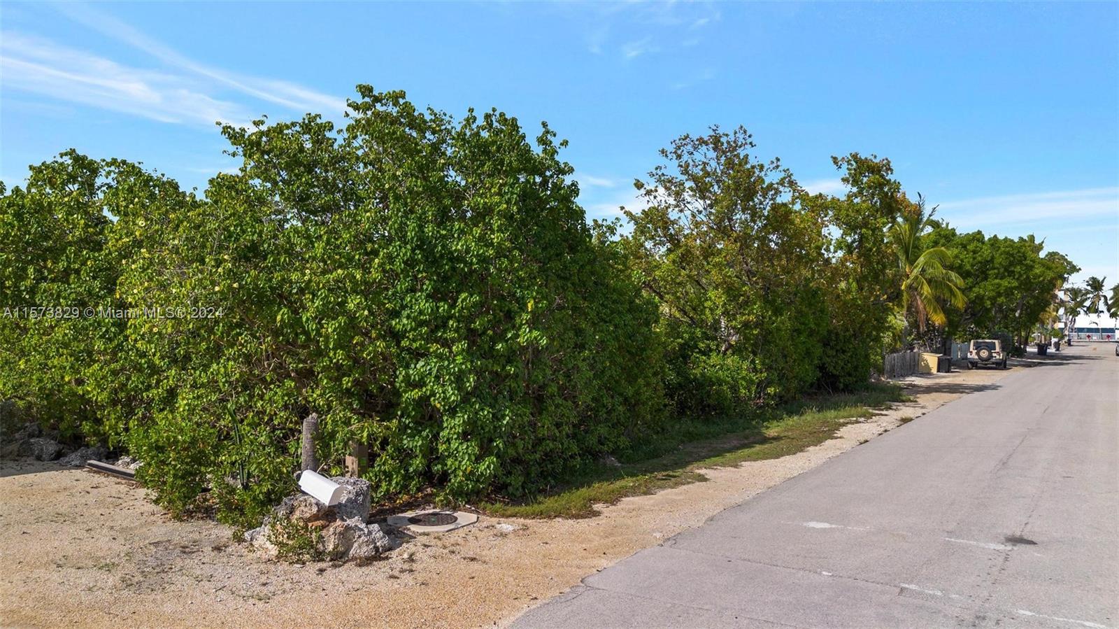 68 Seagate Blvd