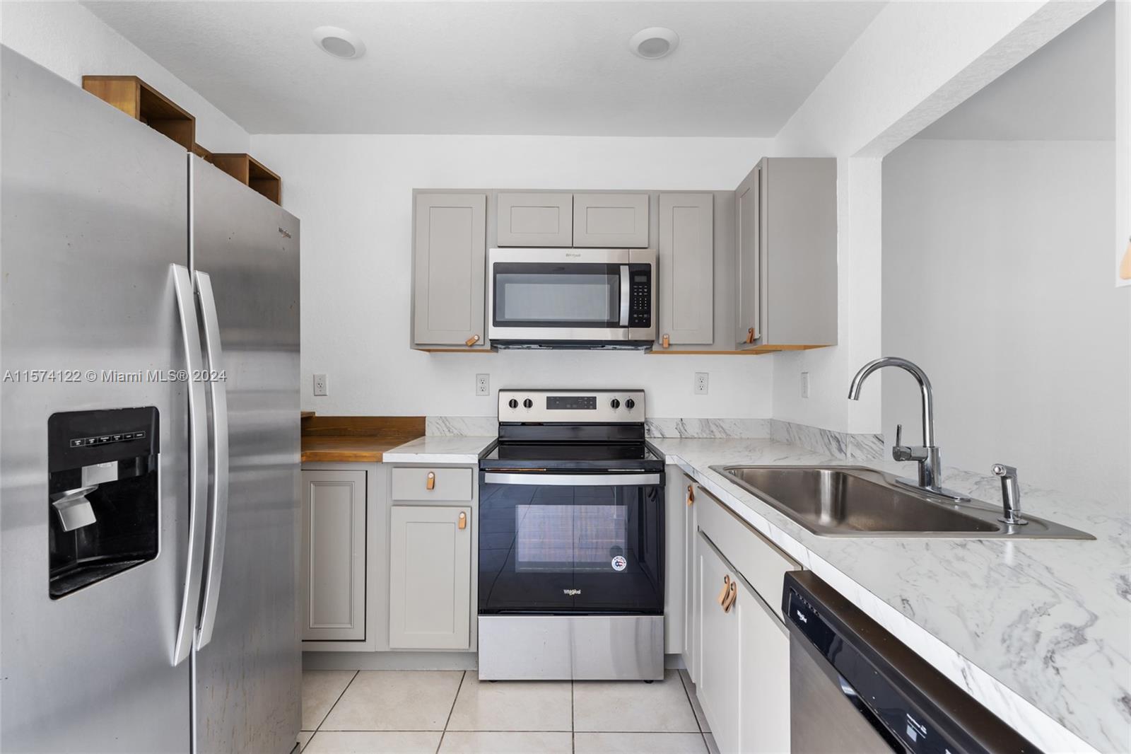 449 NE 5th Way
