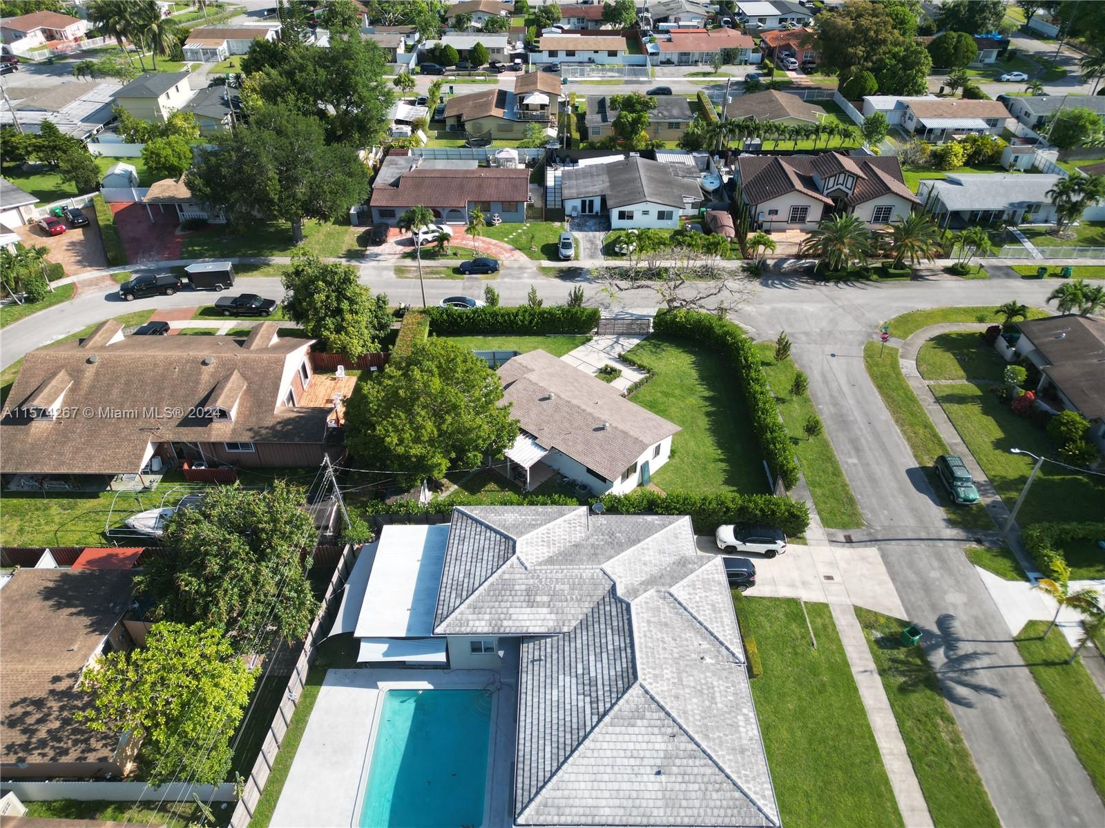 7040 SW 17th Ter