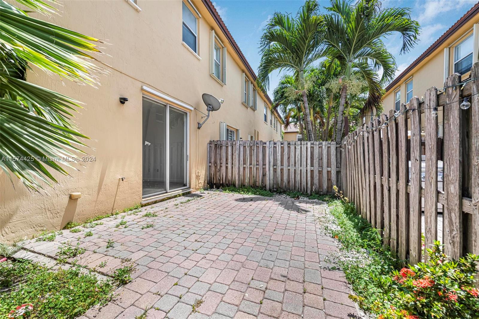 8794 NW 112th Pl # 8794