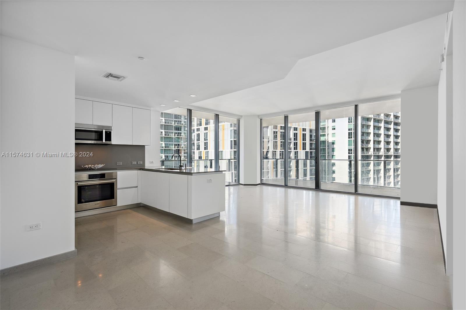 68 SE 6th St # 1711