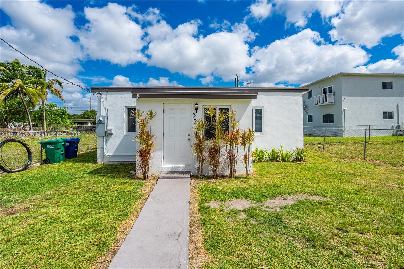 522 NW 15th St