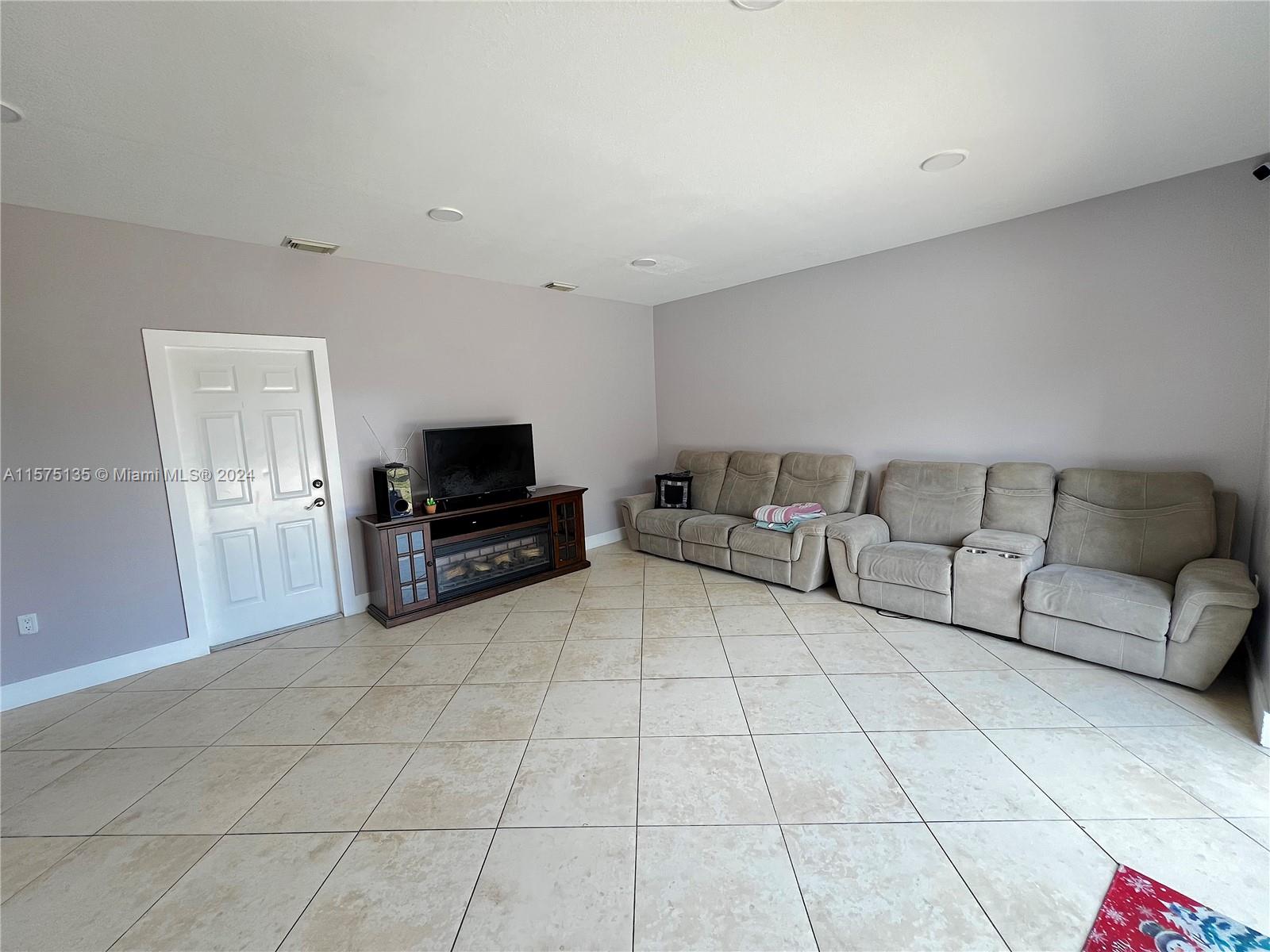 15704 SW 145th Ter