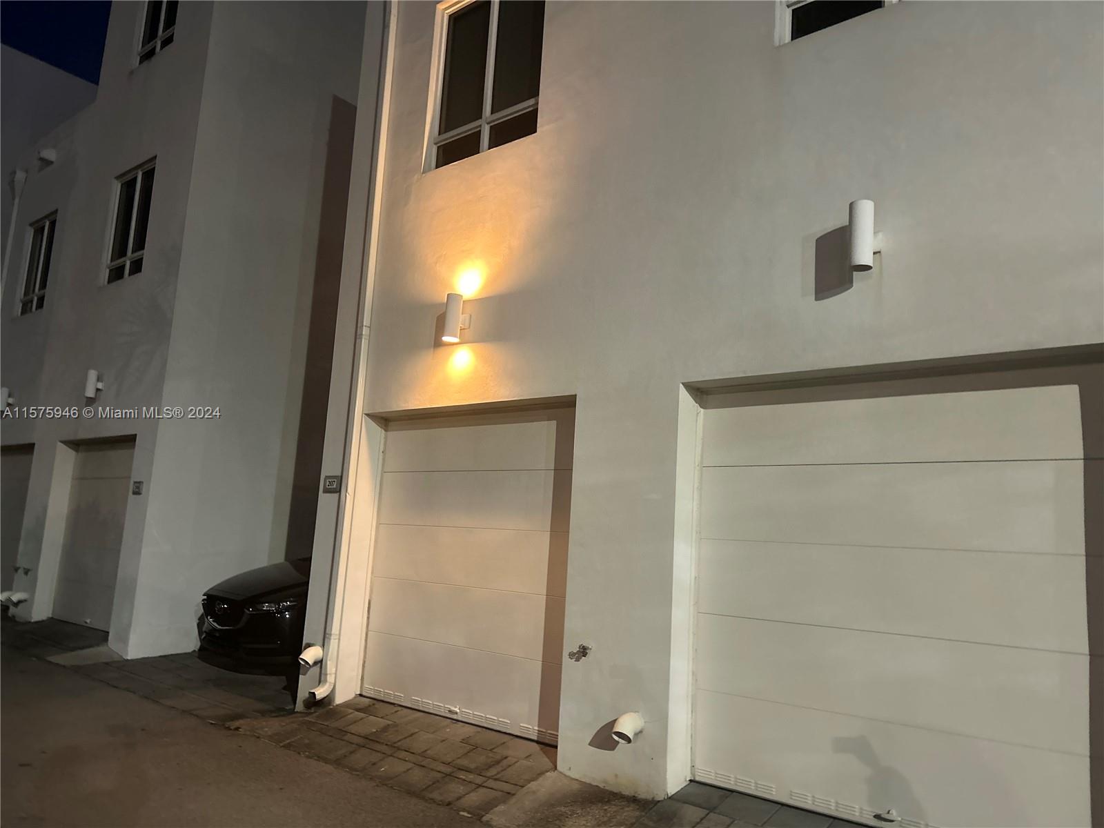 10245 NW 63rd Ter # 208