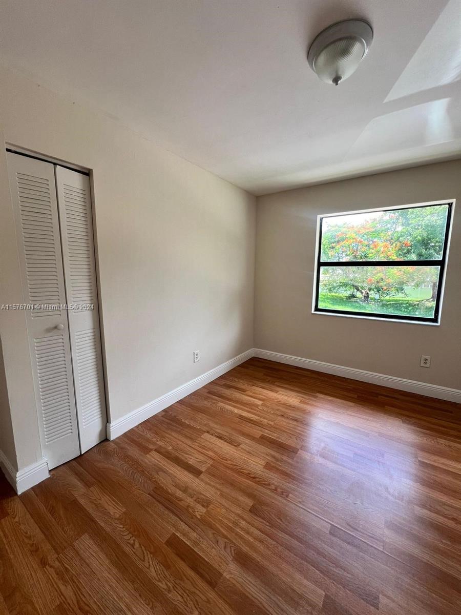 9800 Hammocks Blvd # 12 Unit: 203-12