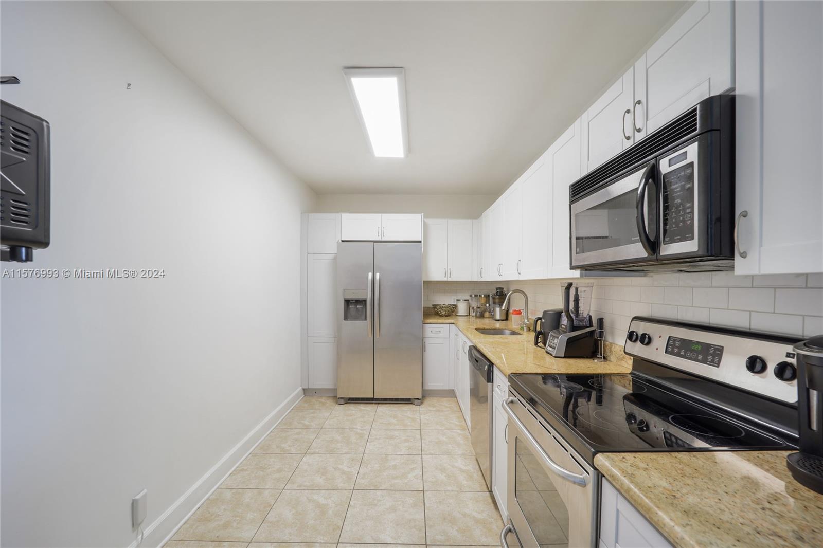 401 69th St # 812