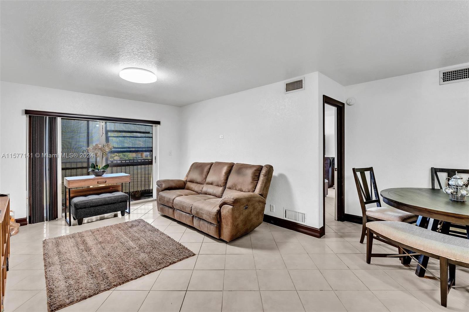 2802 NW 55th Ave # 2B