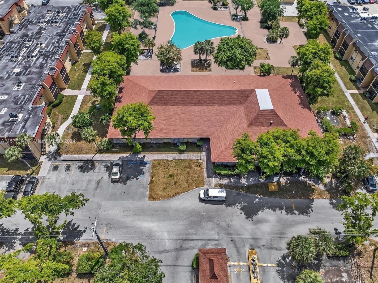 2802 NW 55th Ave # 2B