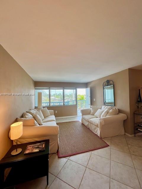 1100 11th St # 405