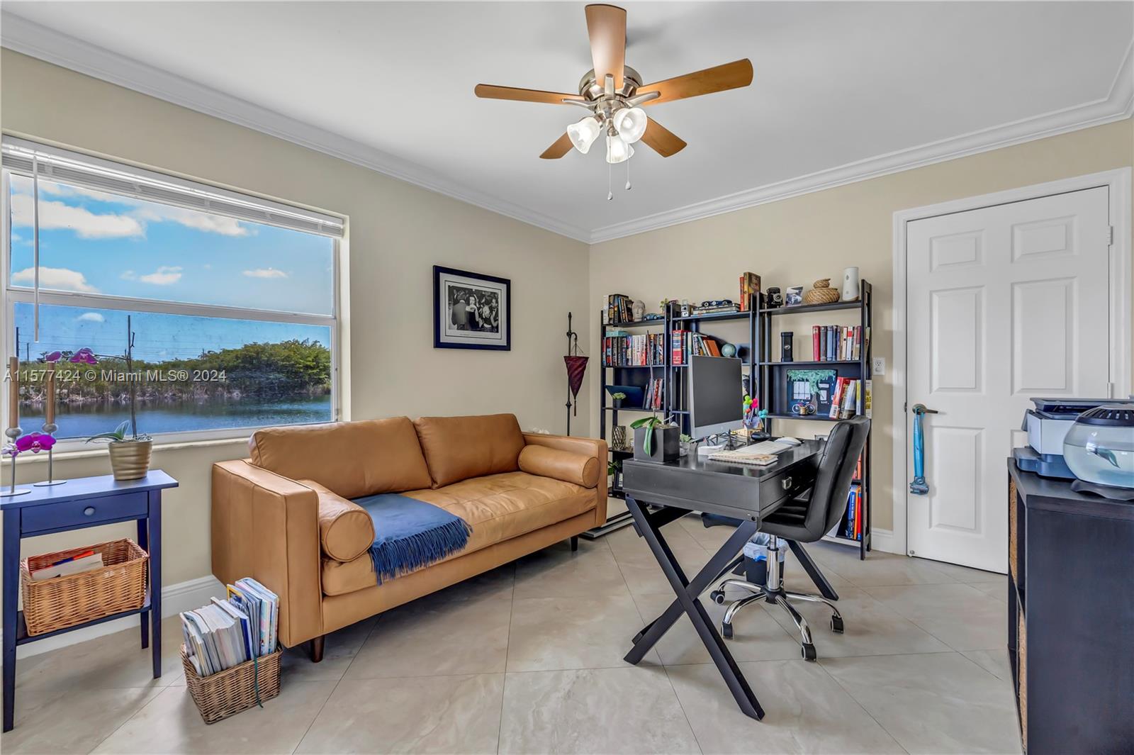 595 SE 19th Dr