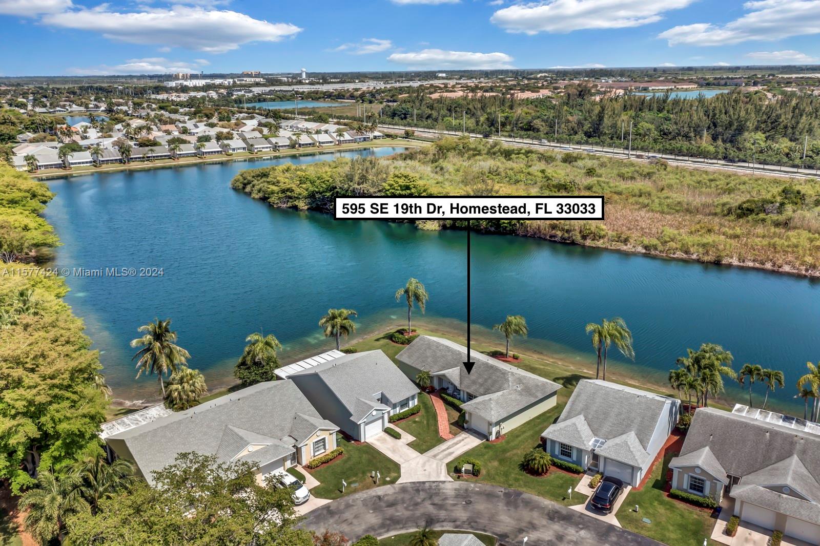 595 SE 19th Dr