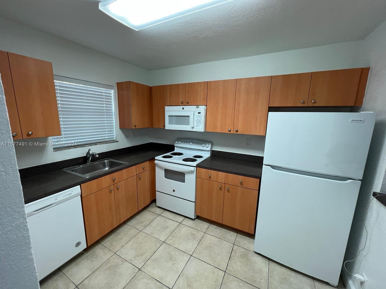 4853 NW 9th Dr # 4853