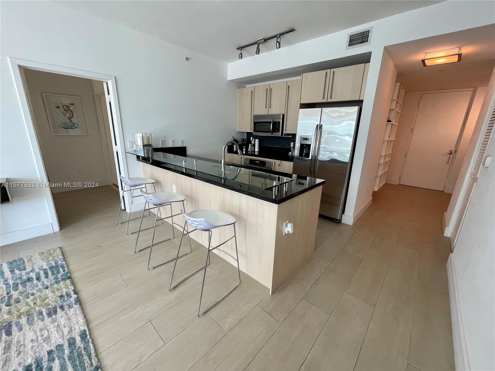 1111 SW 1 AV Unit: 3716-N