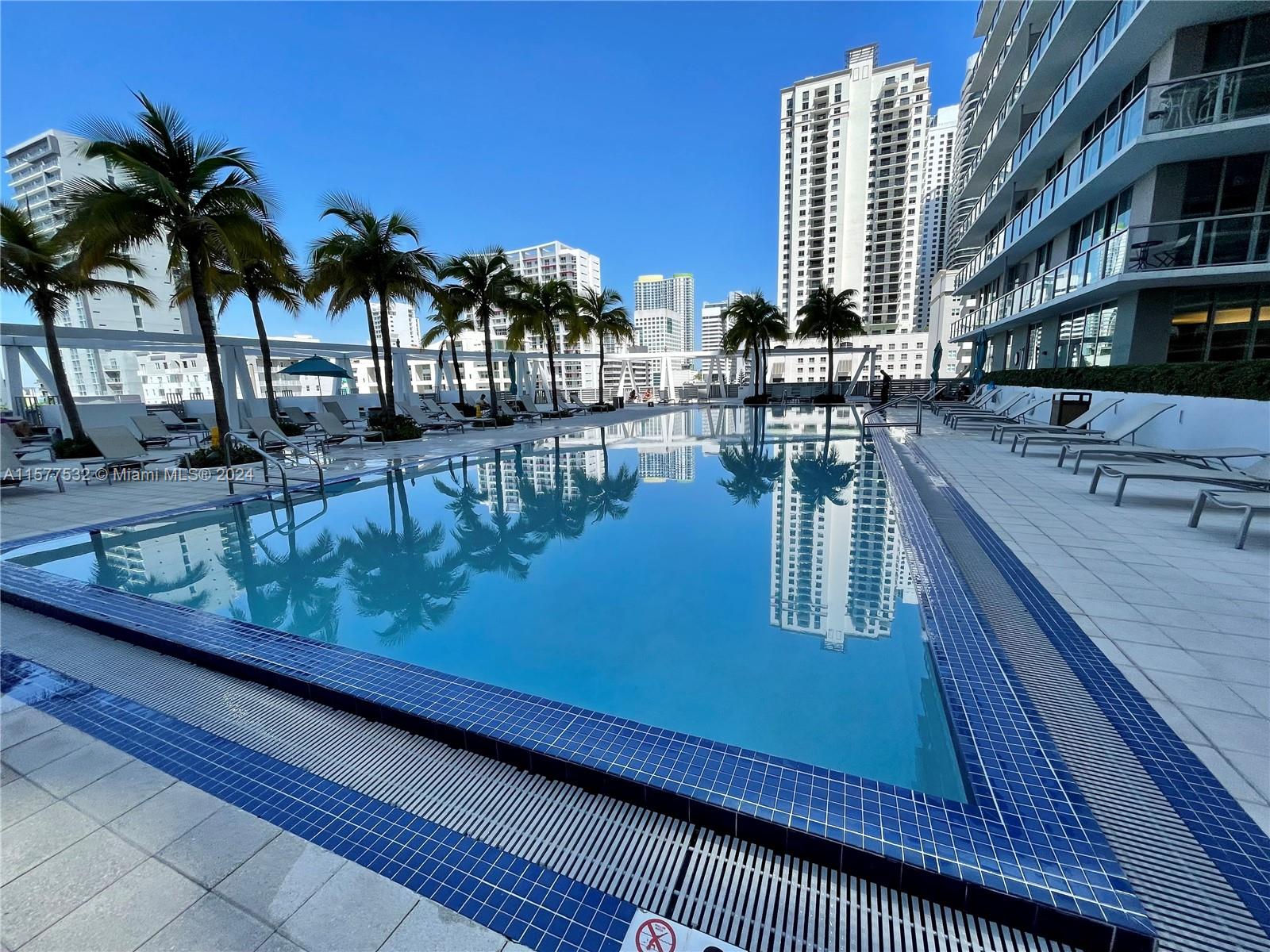1111 SW 1 AV Unit: 3716-N