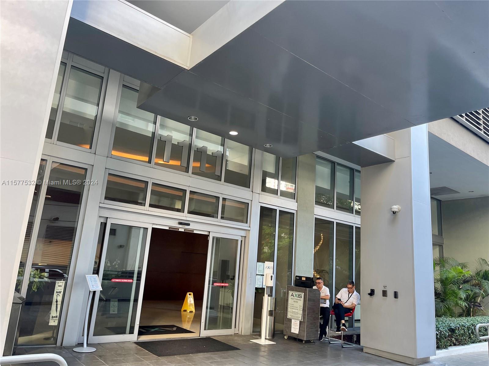 1111 SW 1 AV Unit: 3716-N