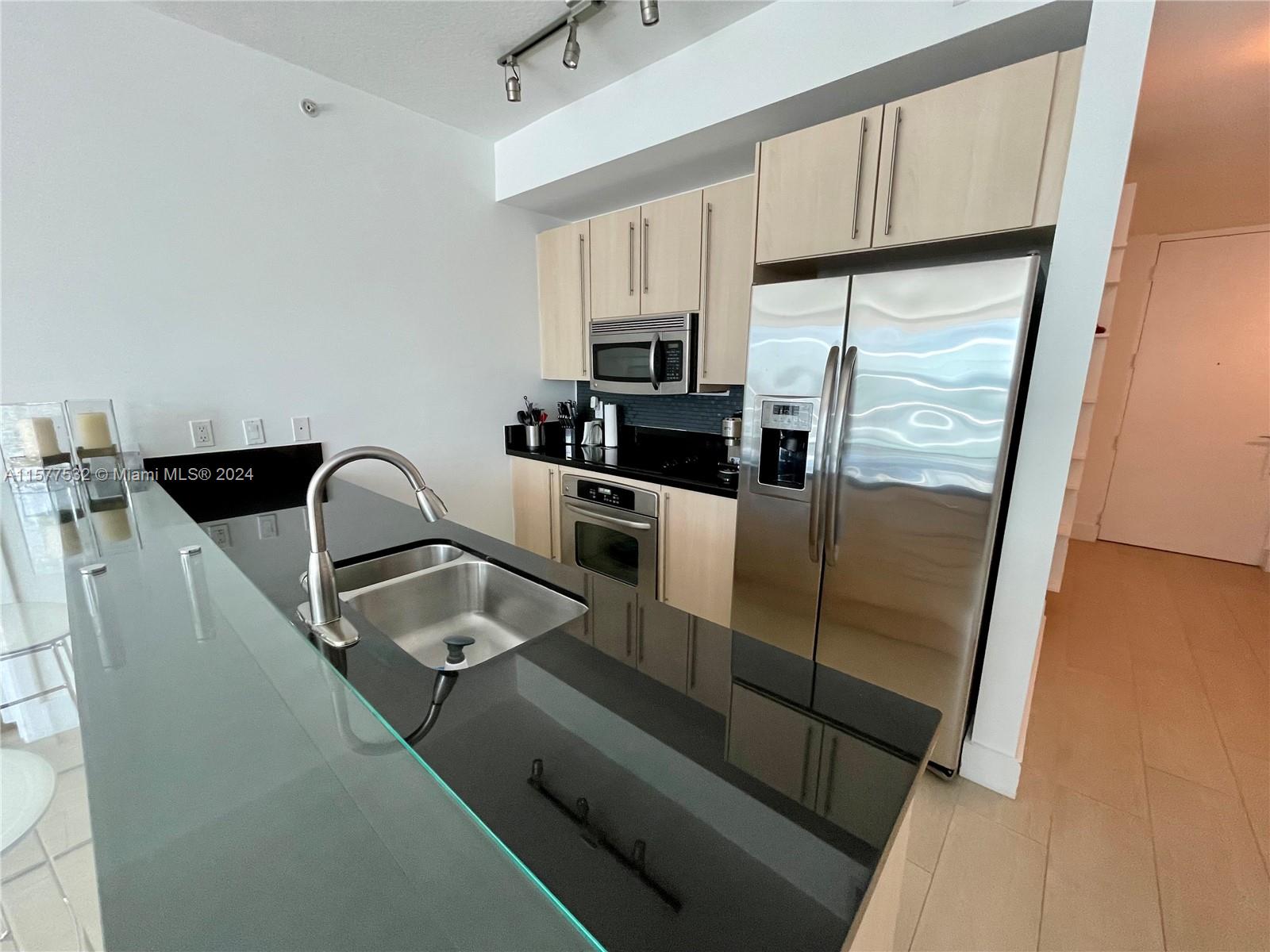 1111 SW 1 AV Unit: 3716-N