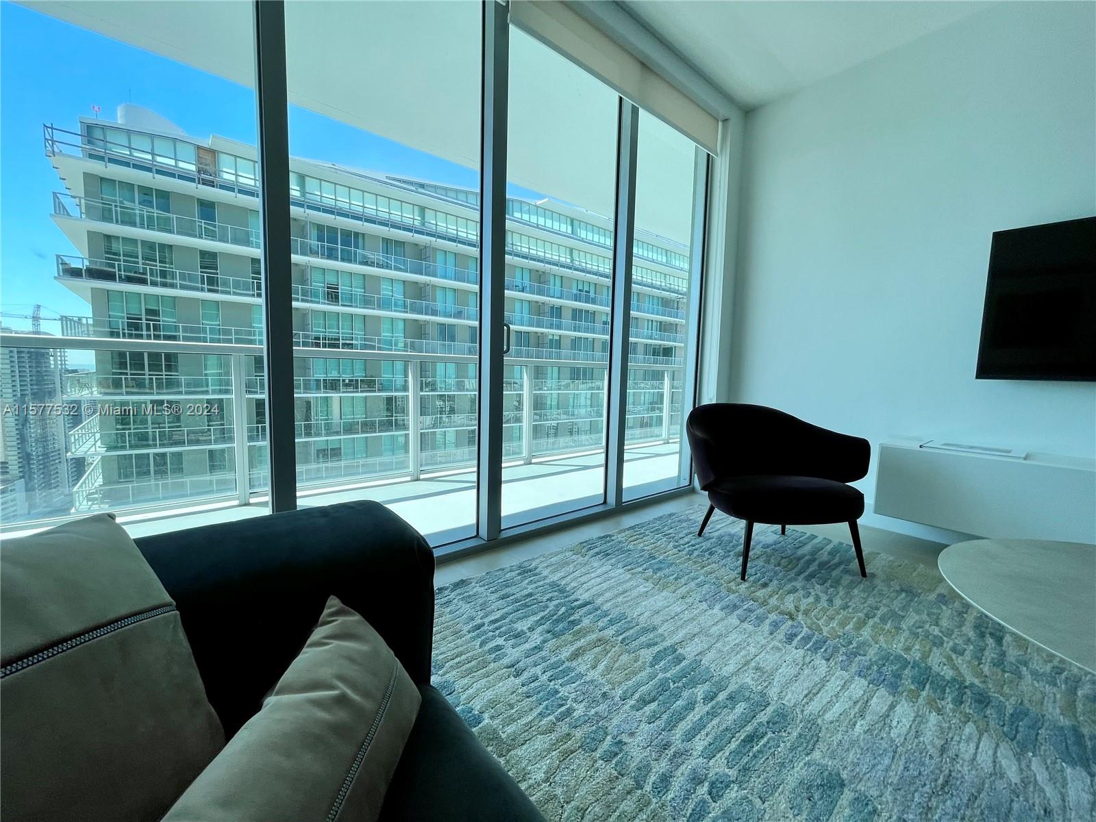 1111 SW 1 AV Unit: 3716-N