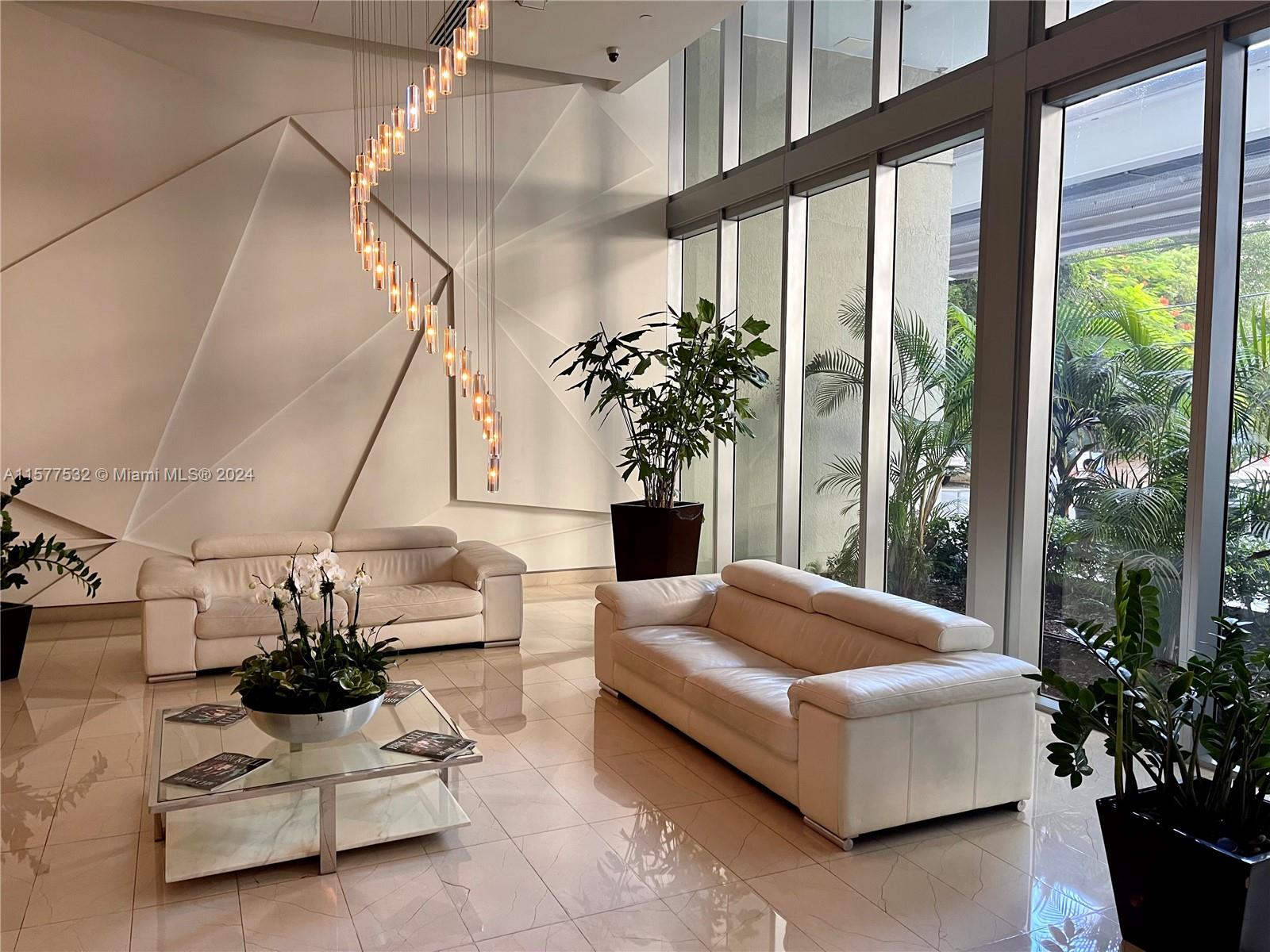 1111 SW 1 AV Unit: 3716-N