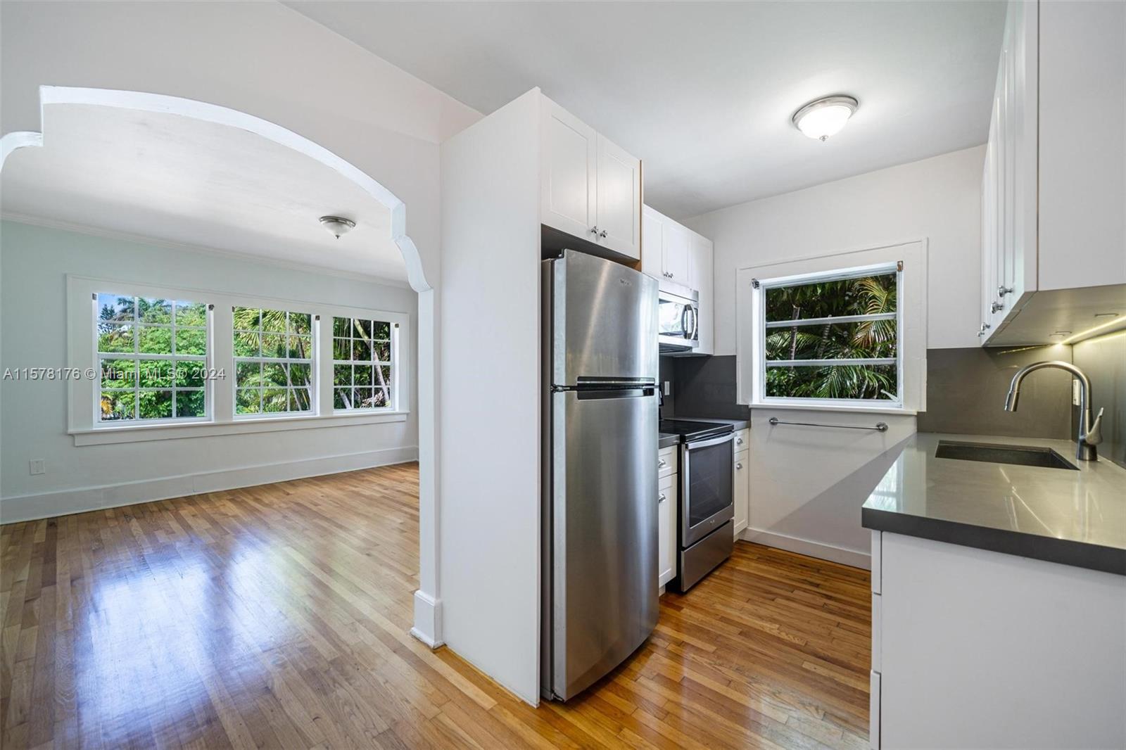 4342 Sheridan Ave # 8